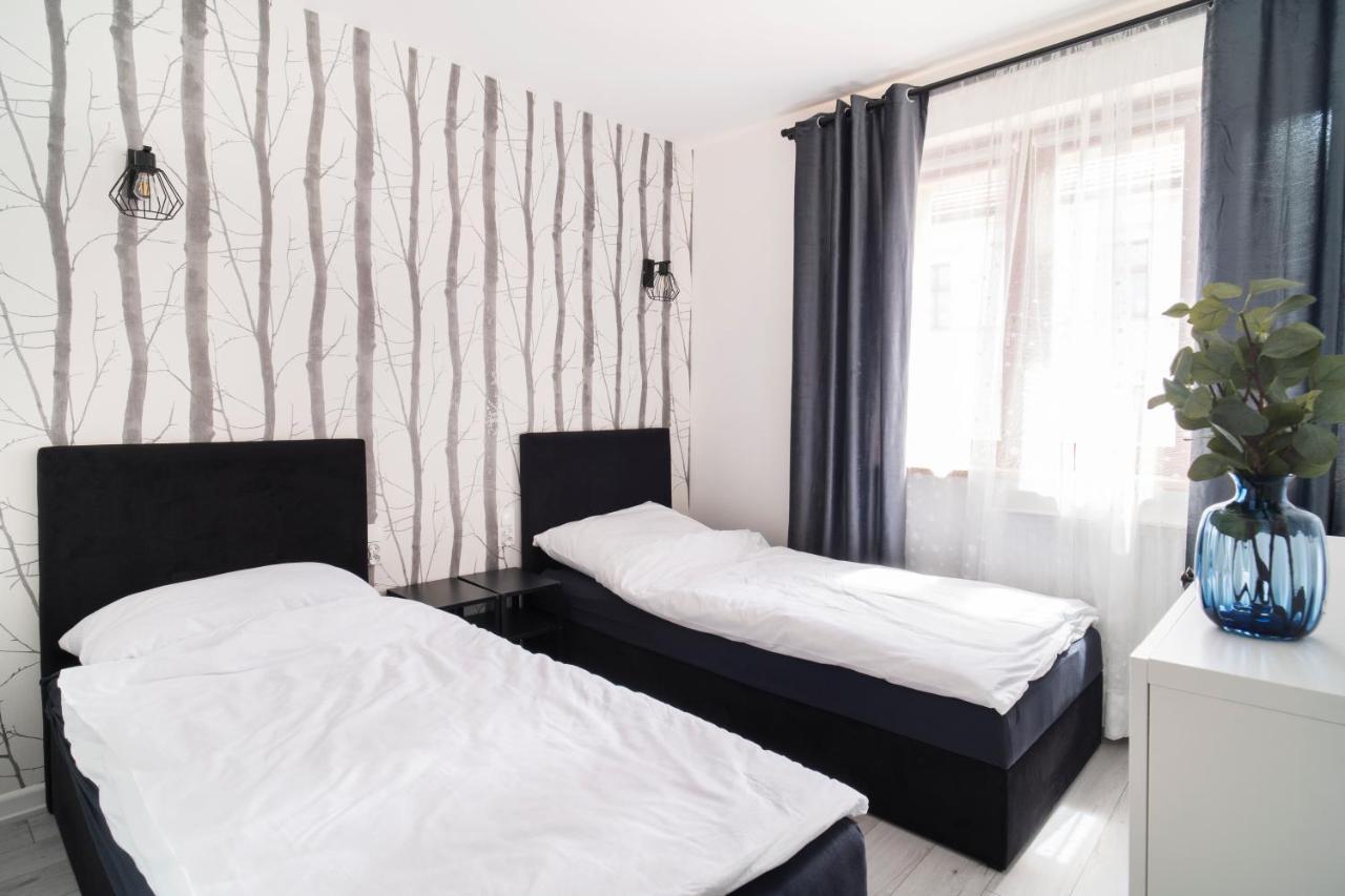 Katedralna Apart'S Legnica Bagian luar foto