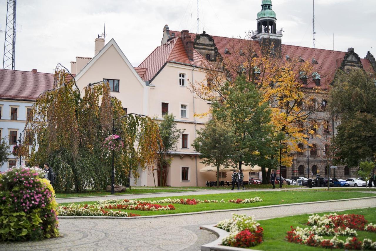 Katedralna Apart'S Legnica Bagian luar foto