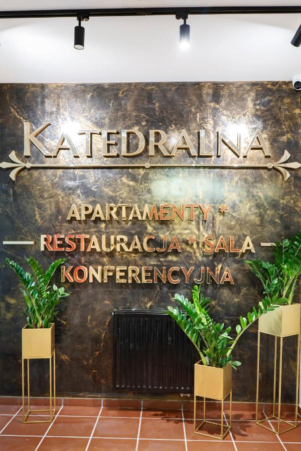 Katedralna Apart'S Legnica Bagian luar foto